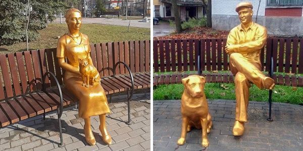 Золотые скульптуры в городе Луга